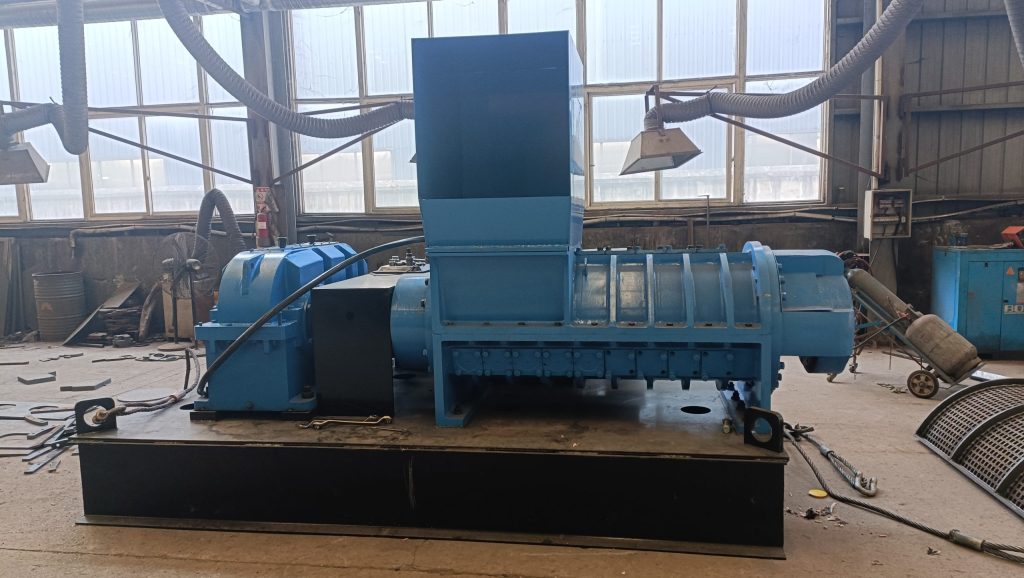 waste books plastics crushing machine
